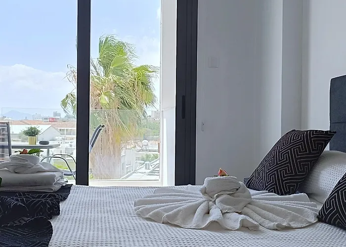 Larvella Estia Luxury Aparthotel Larnaca