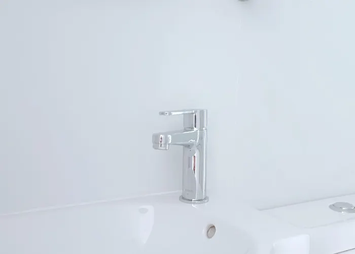 Aparthotel Larvella Estia Luxury Larnaca