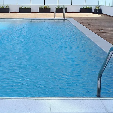 Larvella Estia Luxury מלון דירות 4*