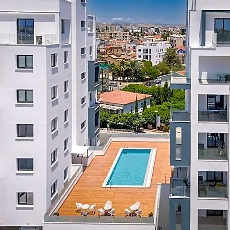 Larvella Estia Luxury 4* 라르나카