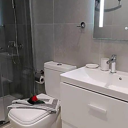 Apartahotel Larvella Estia Luxury Lárnaca