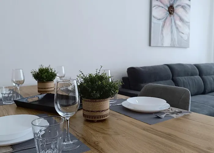 Апарт-готель Larvella Estia Luxury 4*