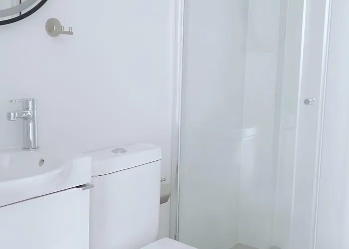 Larvella Estia Luxury Апарт-готель