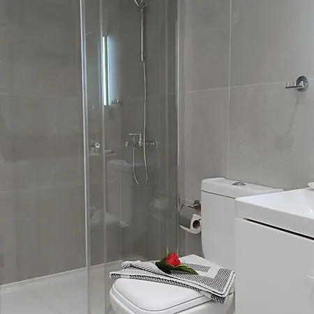 Larvella Estia Luxury 4*